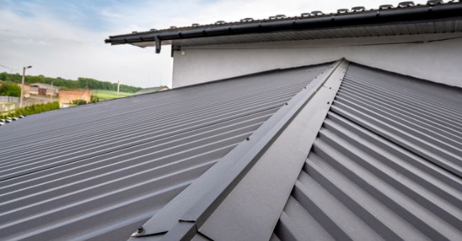 金属製屋根壁材